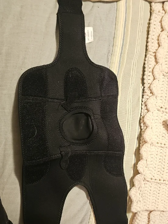 Knee Support - Picture 5 of 6